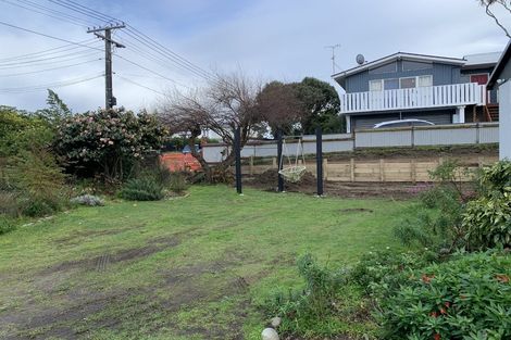 Photo of property in 66 Toi Street, Otaki Beach, Otaki, 5512