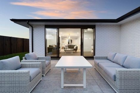 Photo of property in 30 Kimbrae Drive, Rototuna North, Hamilton, 3210