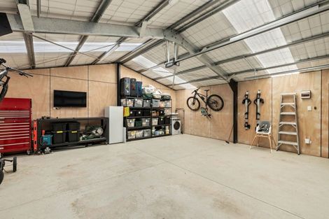 Photo of property in 46 Doralto Road, Frankleigh Park, New Plymouth, 4310