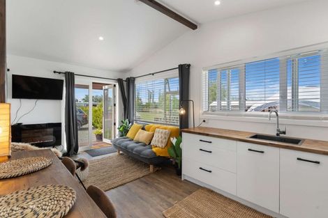 Photo of property in 1378 Poyntzs Road, West Eyreton, Rangiora, 7475