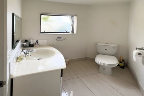 Photo of property in 2 Centorian Drive, Windsor Park, Auckland, 0632