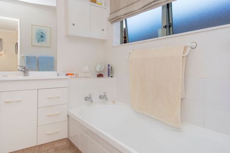 Photo of property in 18c Emmett Street, Greerton, Tauranga, 3112