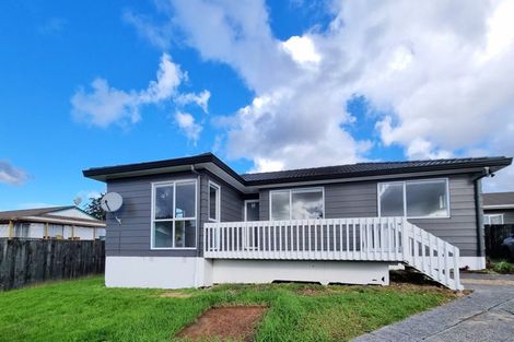 Photo of property in 31 Edwin Freeman Place, Ranui, Auckland, 0612