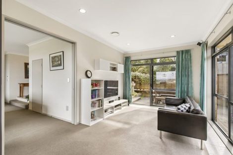 Photo of property in 53 The Ritz, Orewa, 0931