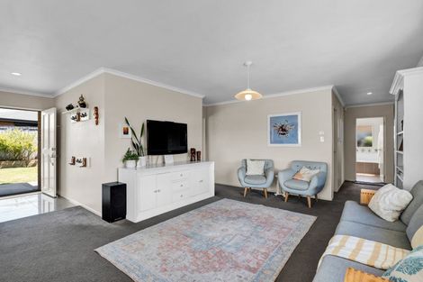 Photo of property in 6b Faber Place, Inglewood, 4330