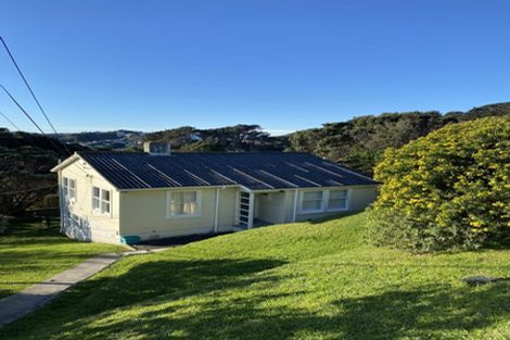 Photo of property in 100 Sidlaw Street, Strathmore Park, Wellington, 6022