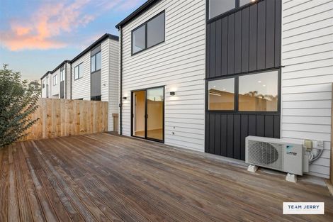 Photo of property in 27 Jandell Crescent, Bucklands Beach, Auckland, 2014