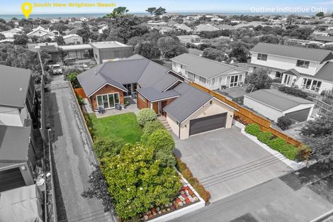Photo of property in 165 Estuary Road, South New Brighton, Christchurch, 8062