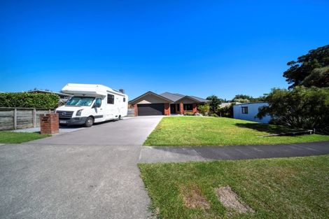 Photo of property in 223 Heta Road, Merrilands, New Plymouth, 4312