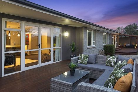 Photo of property in 20 Daniels Road, Redwood, Christchurch, 8051