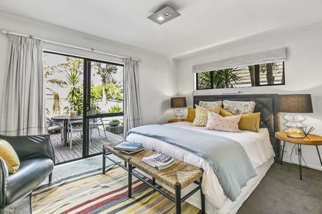 Photo of property in 23a Stafford Road, Northcote Point, Auckland, 0627