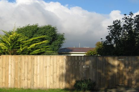 Photo of property in 70 Michael Road, Paraparaumu Beach, Paraparaumu, 5032