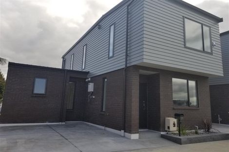 Photo of property in 1 Totara Haeata Lane, Flat Bush, Auckland, 2019