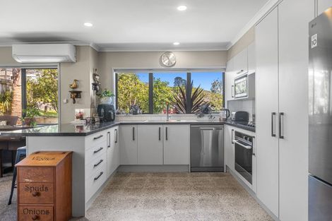 Photo of property in 110 Osprey Drive, Welcome Bay, Tauranga, 3112