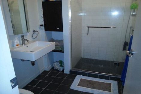 Photo of property in Montreaux Apartments, 7j/164 The Terrace, Wellington Central, Wellington, 6011