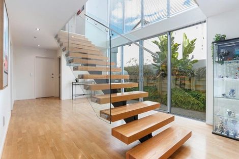 Photo of property in 38a Takutai Avenue, Bucklands Beach, Auckland, 2012