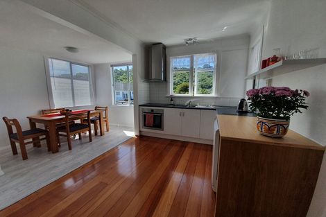 Photo of property in 298 Karori Road, Karori, Wellington, 6012