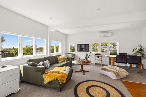 Photo of property in 14 Hythe Terrace, Mairangi Bay, Auckland, 0630