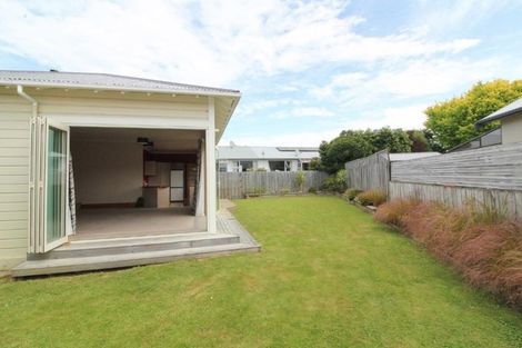 Photo of property in 2 Stansfield Street, Kenmure, Dunedin, 9011
