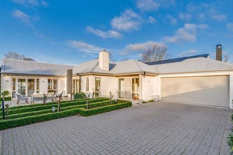 Photo of property in 76 Glandovey Road, Fendalton, Christchurch, 8052
