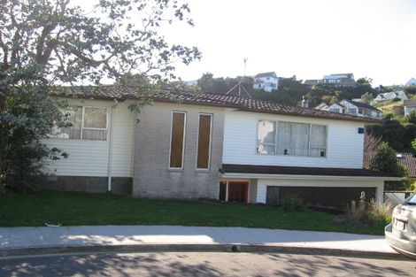 Photo of property in 4 Malaghan Grove, Johnsonville, Wellington, 6037