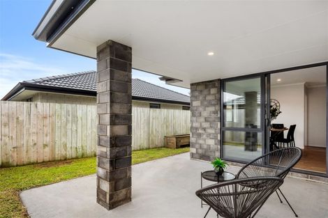 Photo of property in 25 Emerald Shores Drive, Papamoa Beach, Papamoa, 3118