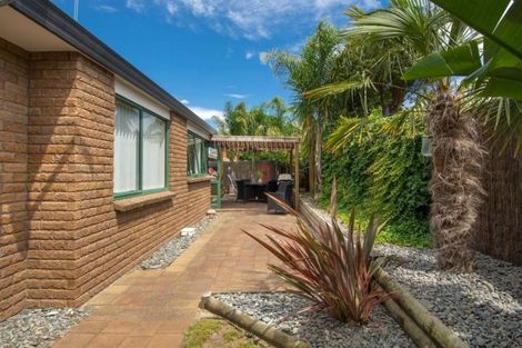 Photo of property in 52 Blake Boulevard, Papamoa Beach, Papamoa, 3118