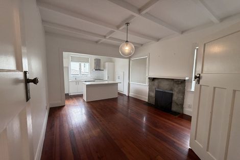 Photo of property in 28 Lloyd Avenue, Mount Albert, Auckland, 1025