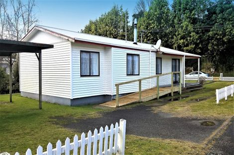 Photo of property in 90 Lairdvale Road, Taumarunui, 3920