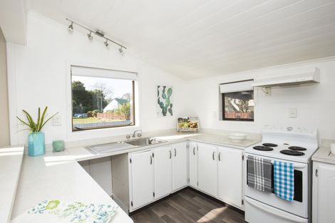 Photo of property in 26 Disraeli Street, Gisborne, 4010