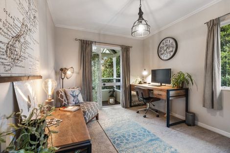 Photo of property in 58 Marina View Drive, West Harbour, Auckland, 0618