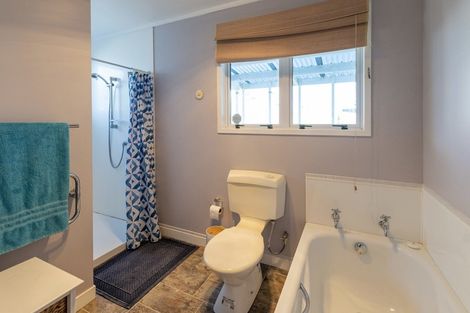 Photo of property in 14 Brown Terrace, Foxton Beach, Foxton, 4815