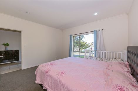 Photo of property in 33 Fingal Way, Gulf Harbour, Whangaparaoa, 0930