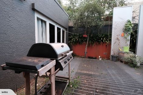 Photo of property in 15 Otahuri Crescent, Greenlane, Auckland, 1051