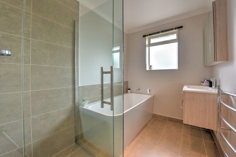 Photo of property in 17a Albany Street, Gore, 9710