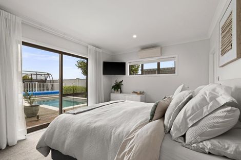 Photo of property in 25 Rakaia Way, Poraiti, Napier, 4112