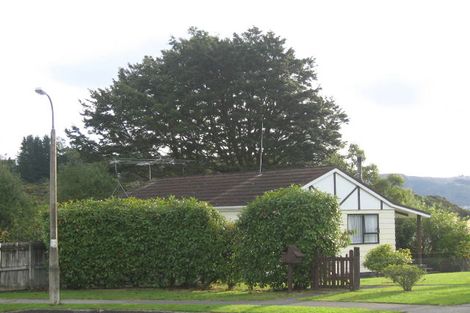 Photo of property in 20 Oaklands Grove, Clouston Park, Upper Hutt, 5018