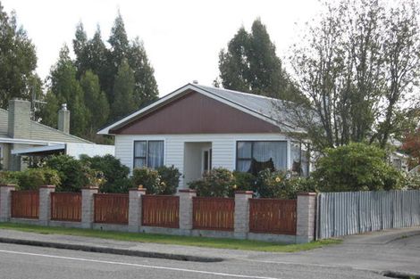 Photo of property in 1 Point Bush Road, Waimate, 7924