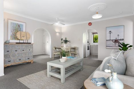 Photo of property in 2/77 Alexander Avenue, Whakatane, 3120