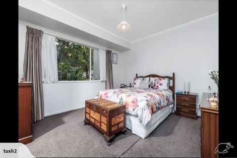 Photo of property in 10 Crestview Place, Browns Bay, Auckland, 0630