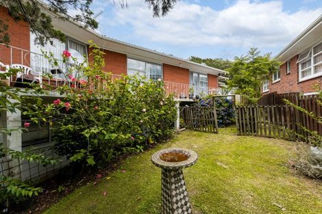 Photo of property in 107 Grande Vue Road, Hillpark, Auckland, 2102