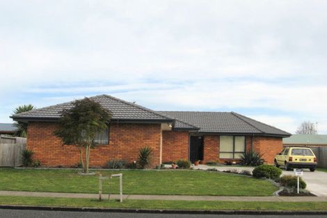 Photo of property in 19 Aldona Place, Fairview Downs, Hamilton, 3214