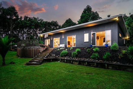 Photo of property in 20 Bendalls Lane, Oratia, Auckland, 0604