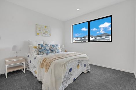 Photo of property in 25 Tannaghmore Drive, Flat Bush, Auckland, 2019