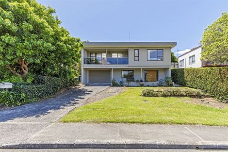 Photo of property in 59 Merriefield Avenue, Forrest Hill, Auckland, 0620