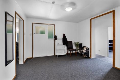 Photo of property in 13 Collins Street, Hawera, 4610
