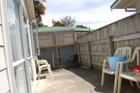 Photo of property in 16 Guildford Street, Tamatea, Napier, 4112