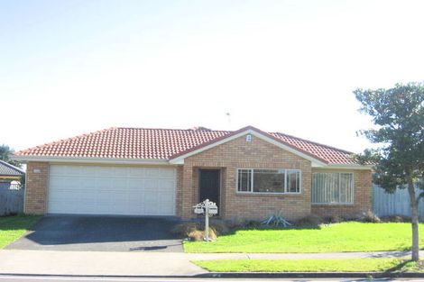 Photo of property in 23 Sandwick Drive, Weymouth, Auckland, 2103