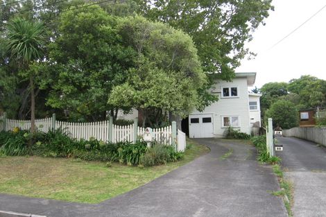 Photo of property in 1/4 Brian Avenue, Forrest Hill, Auckland, 0620