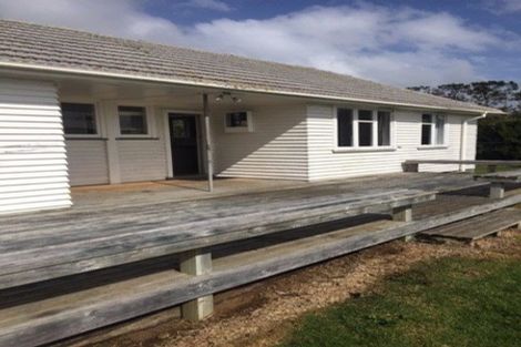 Photo of property in 299 Glenbrook Beach Road, Glenbrook, Waiuku, 2681